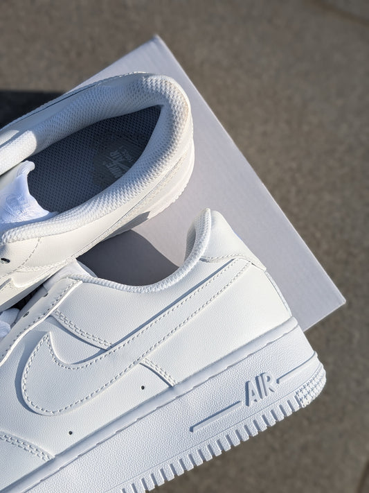 AF1 TRIPLE WHITE
