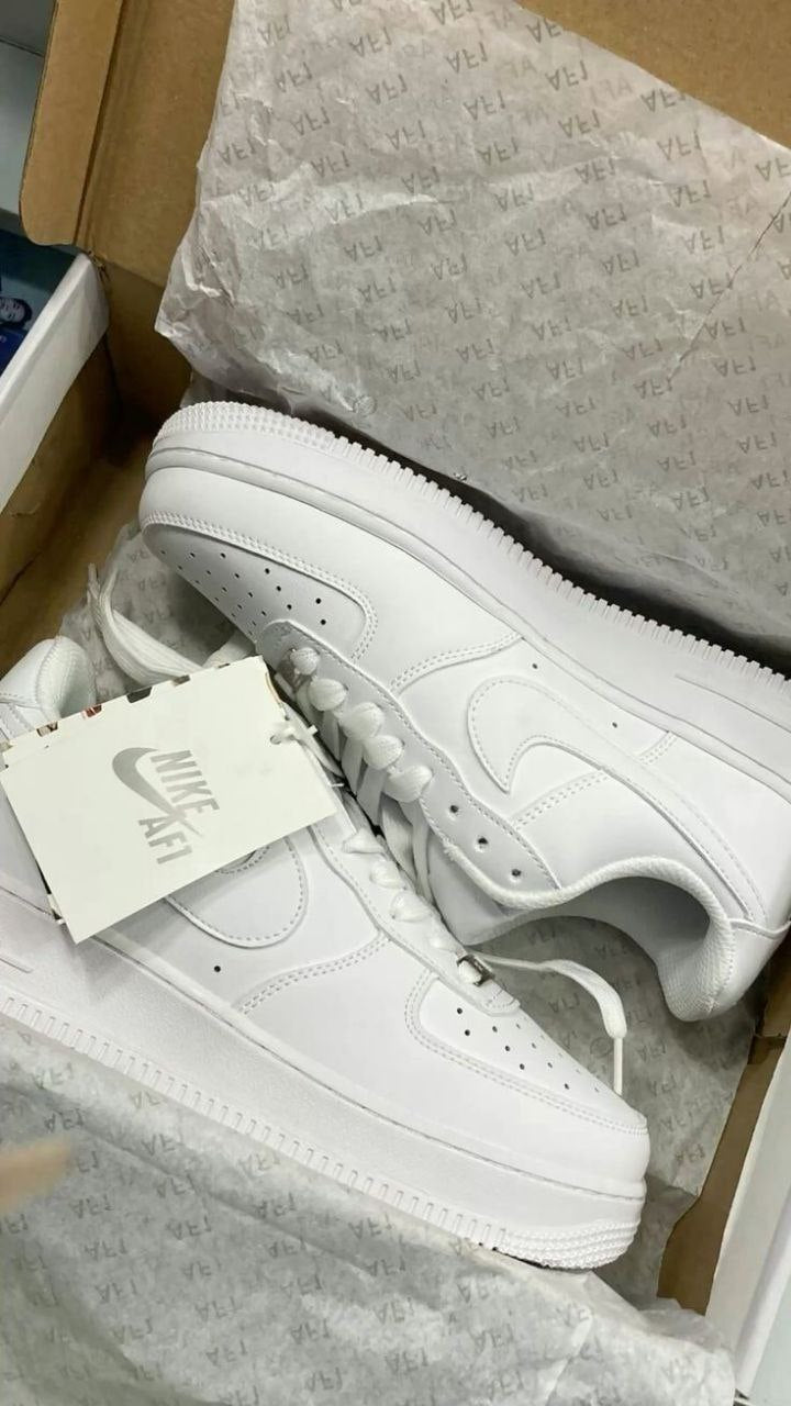 AF1 WHITE UA QUALITY