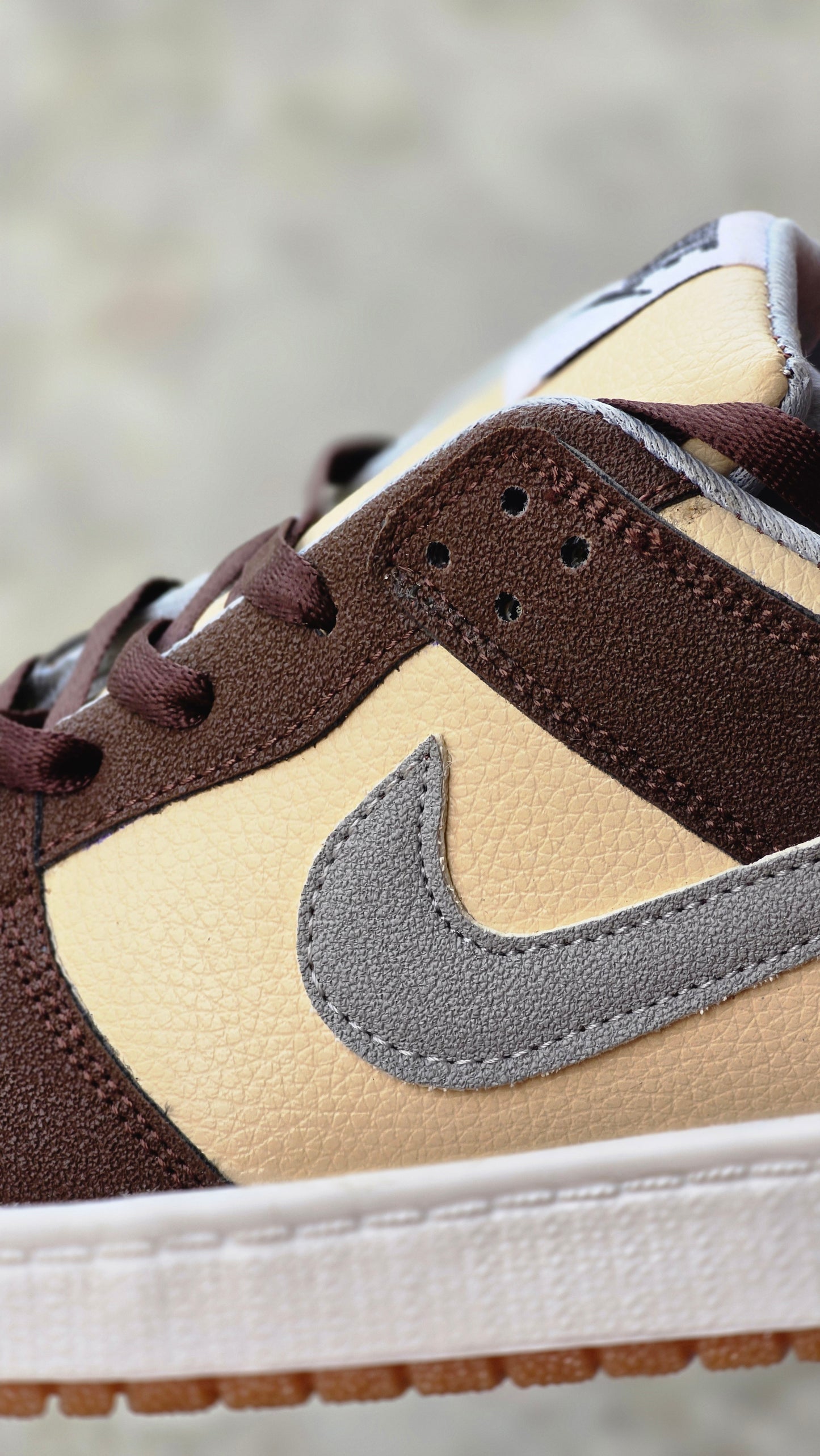 BROWN BASALT DUNKS